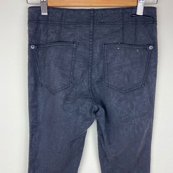 Anthropologie Pilcro Flower-Embroidered High-Rise Skinny Jeans - Washed Black - Picture 7 of 8